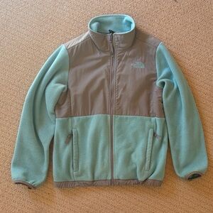 The North Face Girl’s Retro Denali Jacket